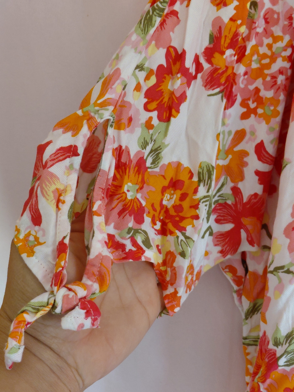 Lane Bryant Women's Plus Size 26/28 Floral V-Neck Blouse  Dolman Sleeve - Picture 4 of 11